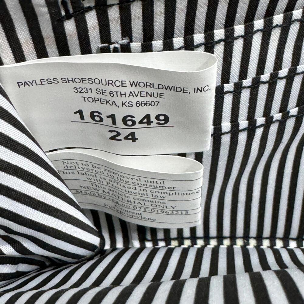 Minicci Solid Black Faux Leather Large Rectangle Envelope Wallet Clutch New - Picture 10 of 11